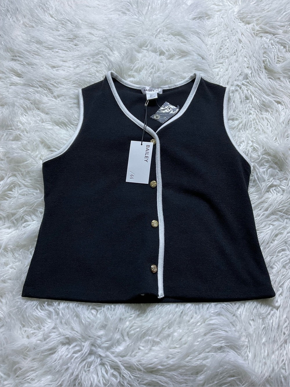 NWT Bailey 44 knit vest